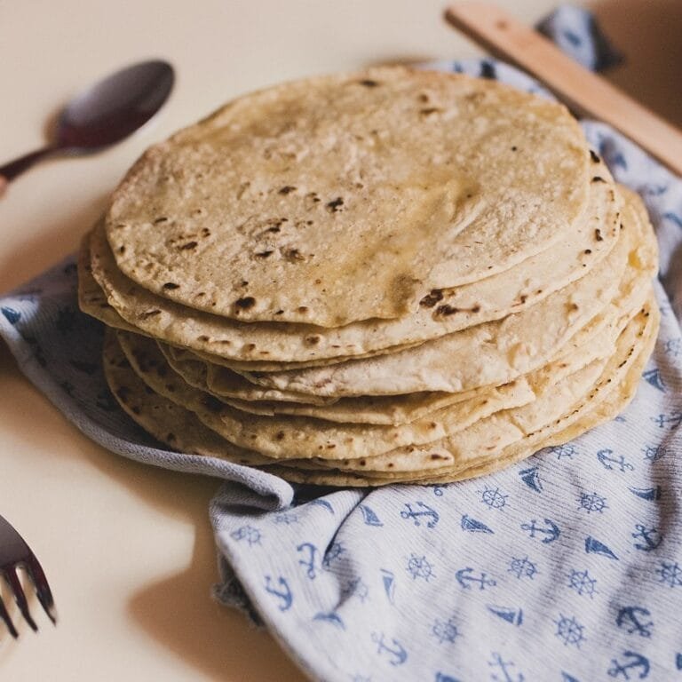 Hvete-tortilla er enkelt og godt. Mye bedre enn kjøpte lefser.